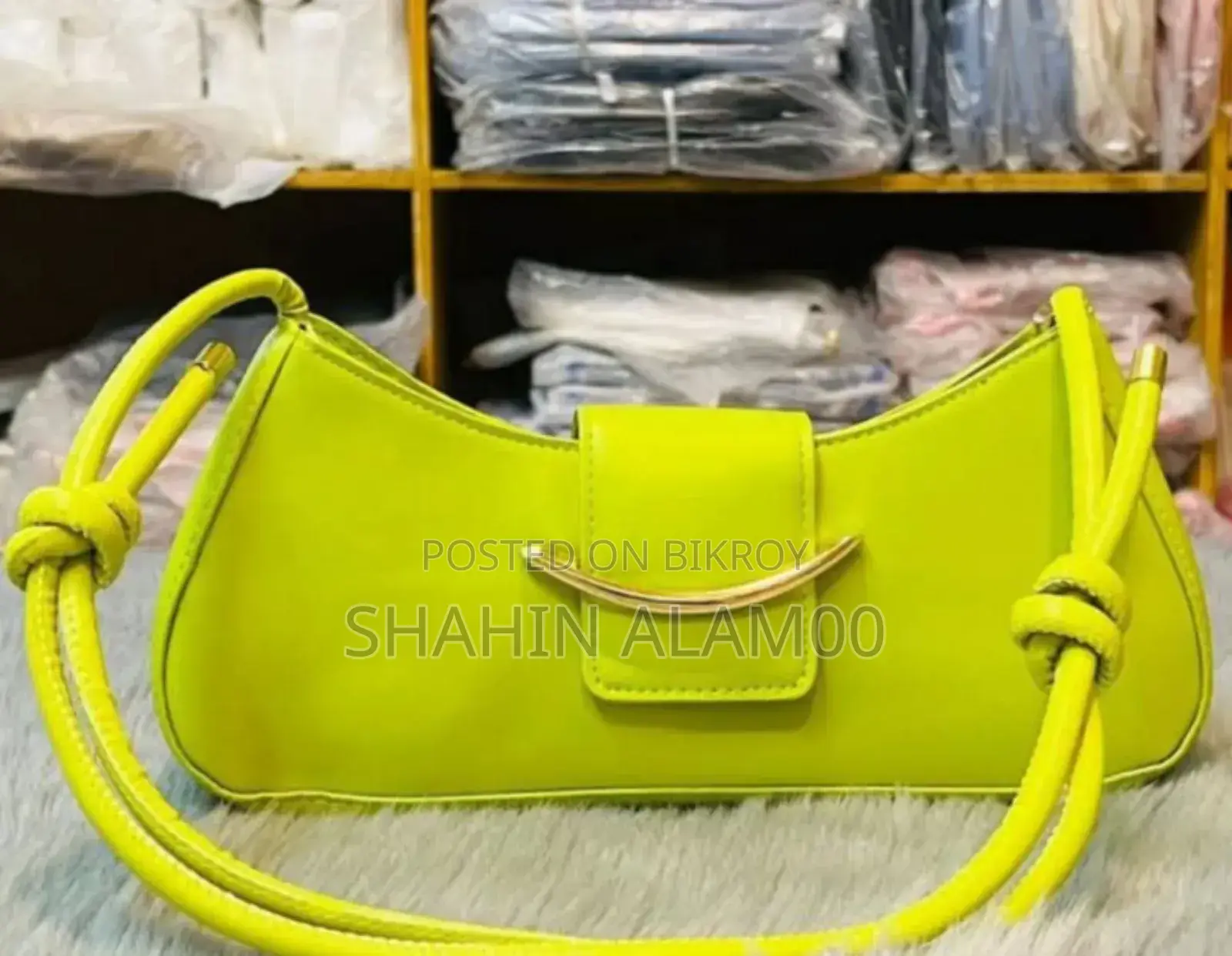 বোট স্টাইল লেডিস ব্যাগ