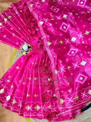 Half Silk Skin Print Saree 
With Blouse Piece