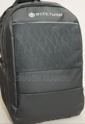 আর্কটিক হান্টার অফিসিয়াল ব্যাগ