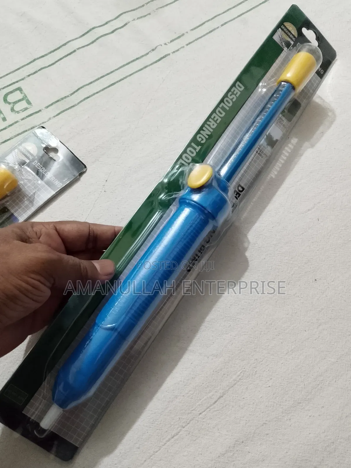 ডিসোল্ডারিং পাম্প, যা সোল্ডার সাকার নামেও পরিচিত
