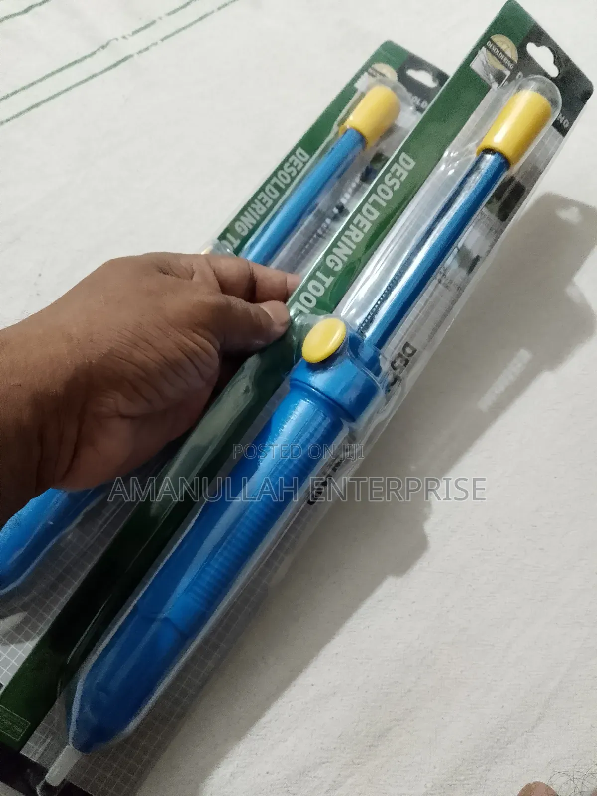 ডিসোল্ডারিং পাম্প, যা সোল্ডার সাকার নামেও পরিচিত