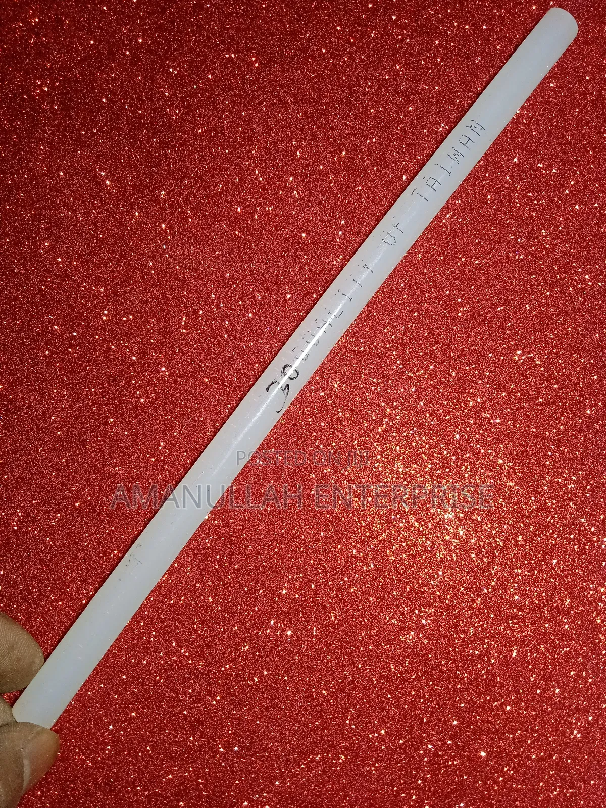 গ্লু স্টিক থার্মোপ্লাস্টিক আঠালো।
