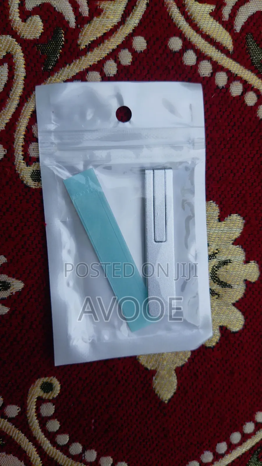 আল্ট্রা-থিন প্রিমিয়াম মেটাল ফোল্ডিং মোবাইল ফোন স্ট্যান্ড