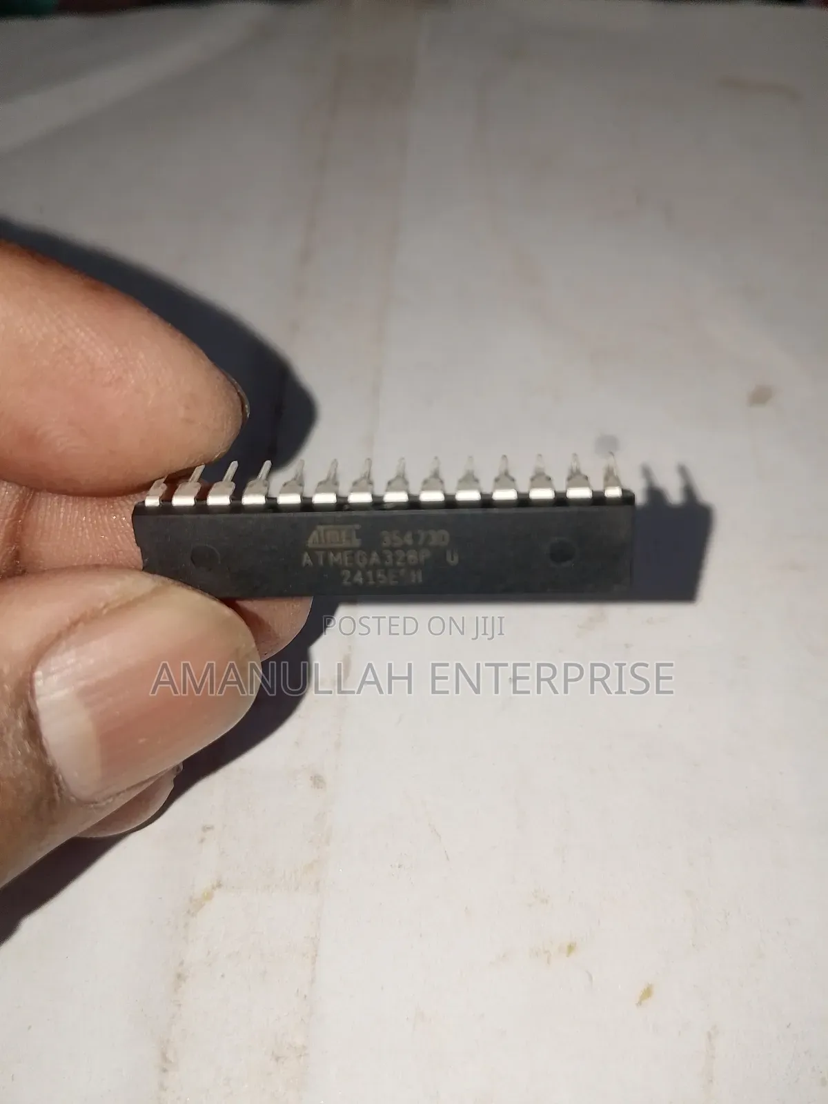 Atmega-328 Arduino Uno Ic একটি শক্তিশালী ৮-বিট মাইক্রোকন্ট্রোলার চিপ।