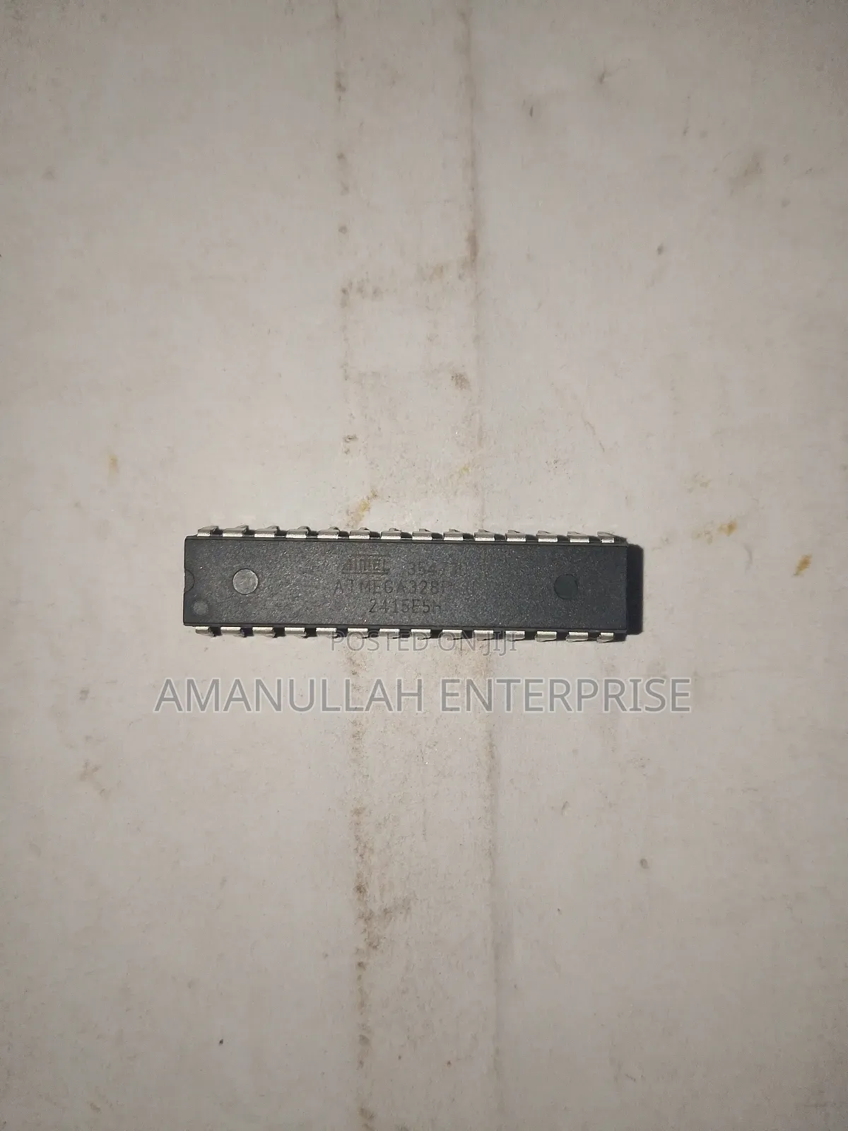 Atmega-328 Arduino Uno Ic একটি শক্তিশালী ৮-বিট মাইক্রোকন্ট্রোলার চিপ।