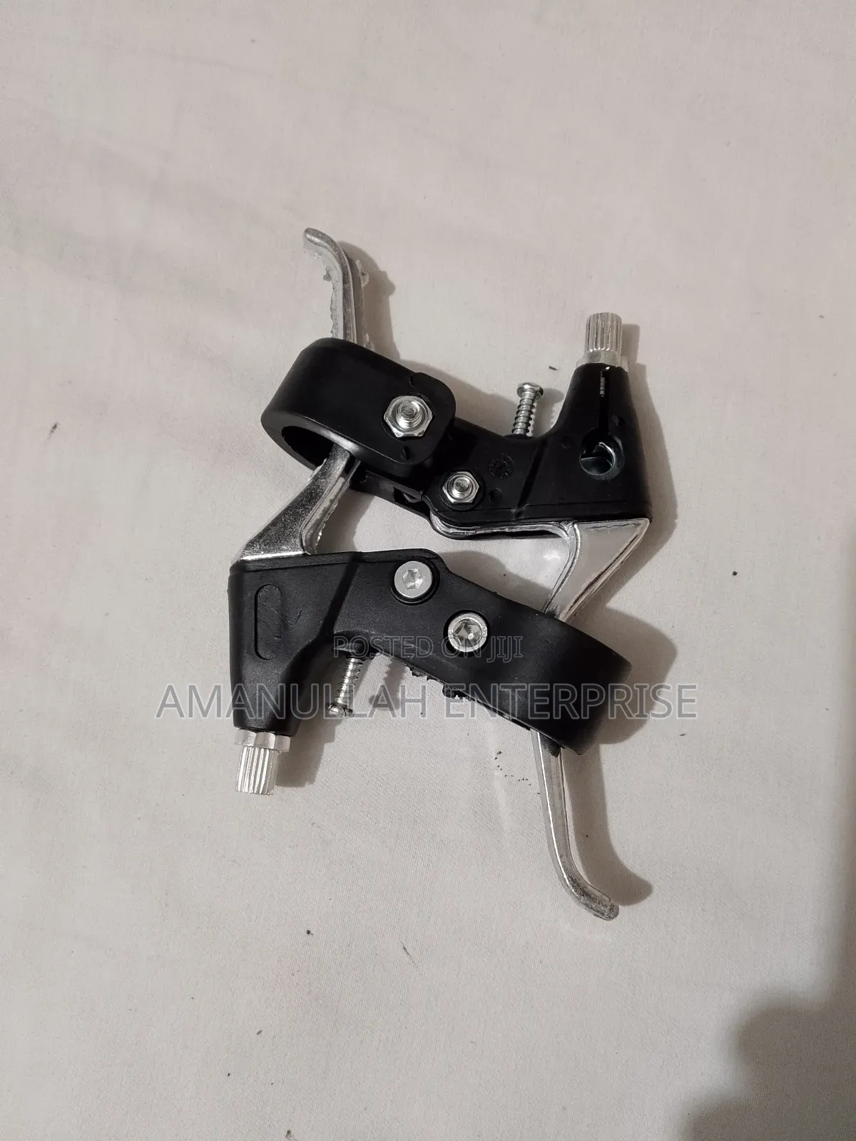 Pair of Bicycle Brake Levers, Used on Mountain Bikes, Road Bikes.