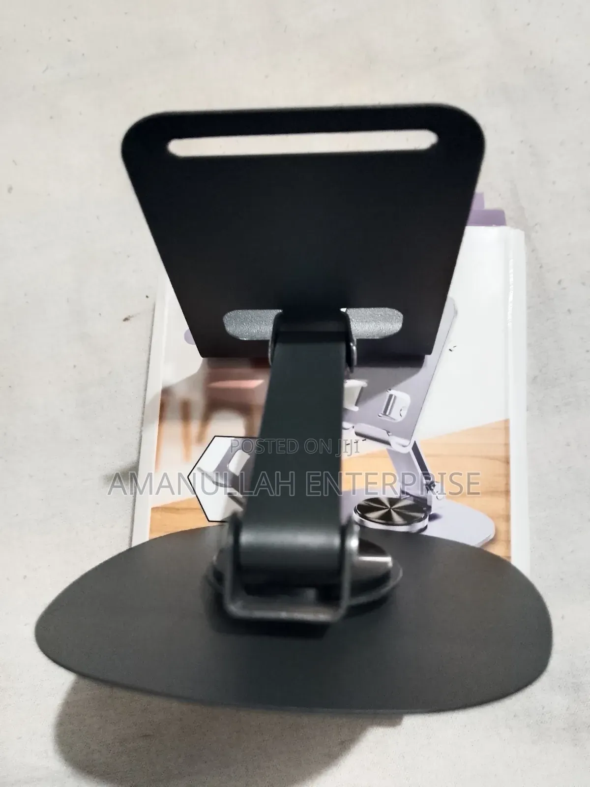 Mobile Stand Metal Body