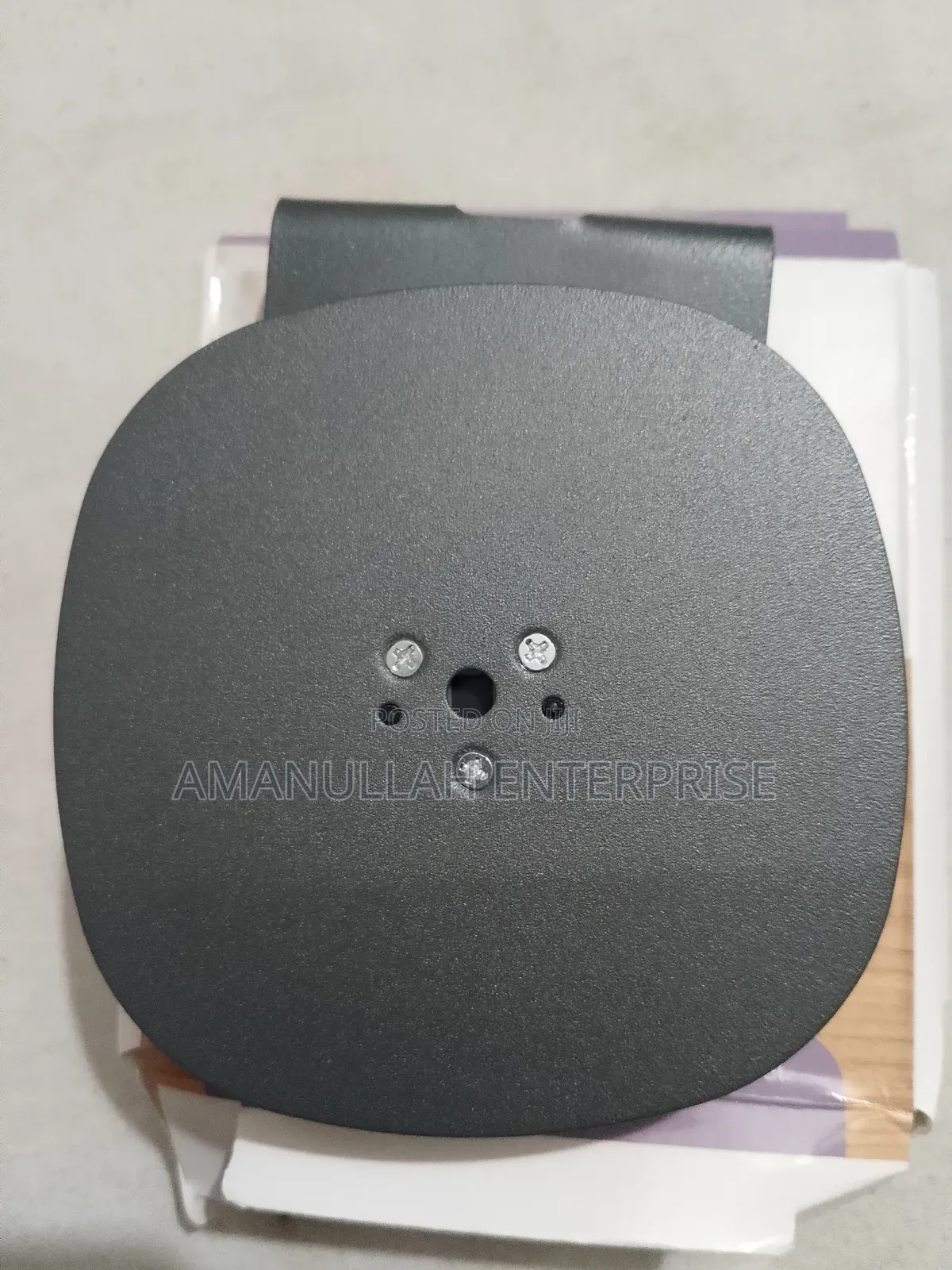 Mobile Stand Metal Body