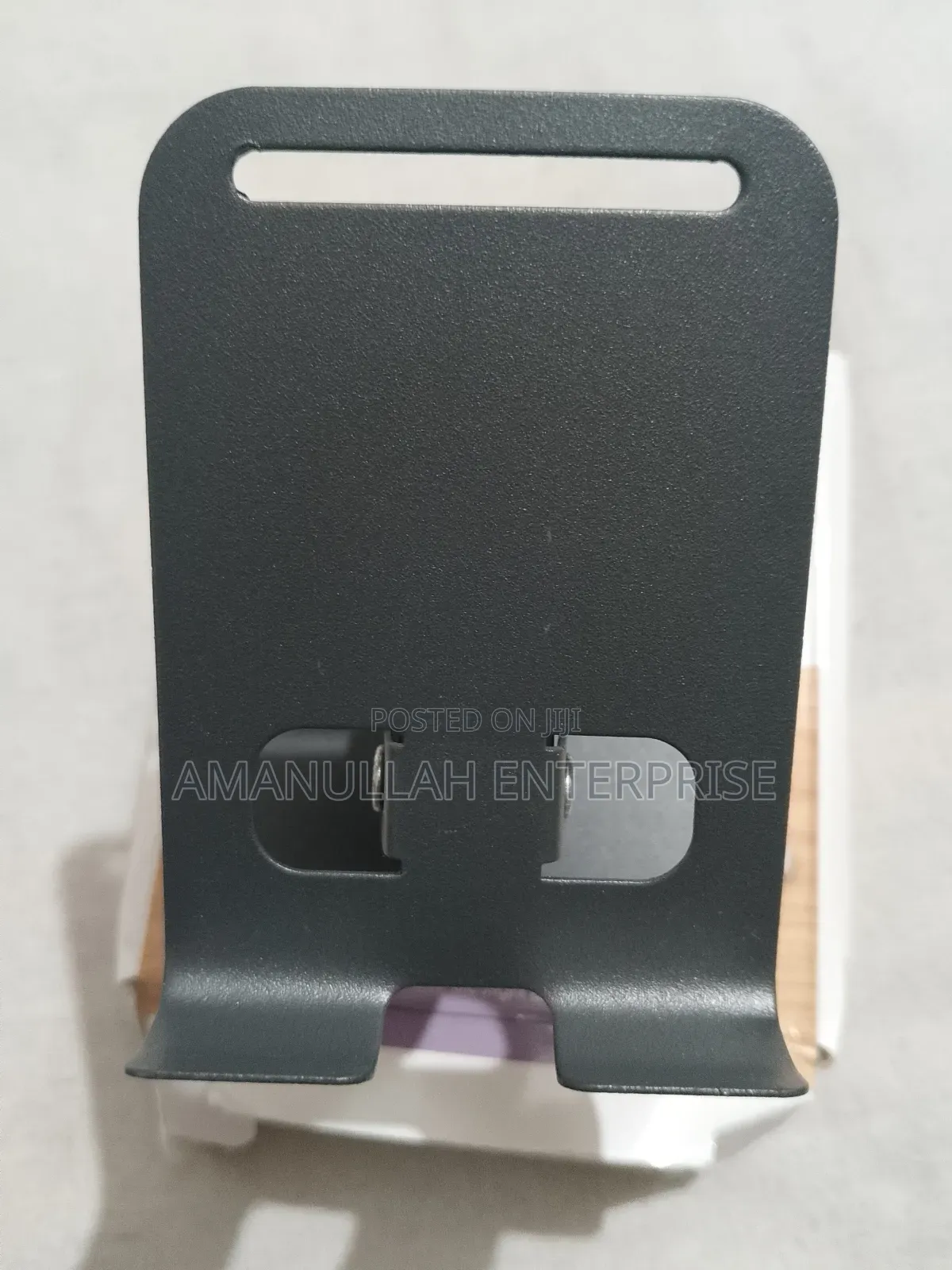 Mobile Stand Metal Body