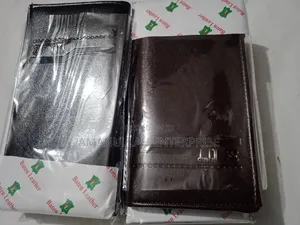 Money Bag Or Purse For Mobile Multipurpose Use.