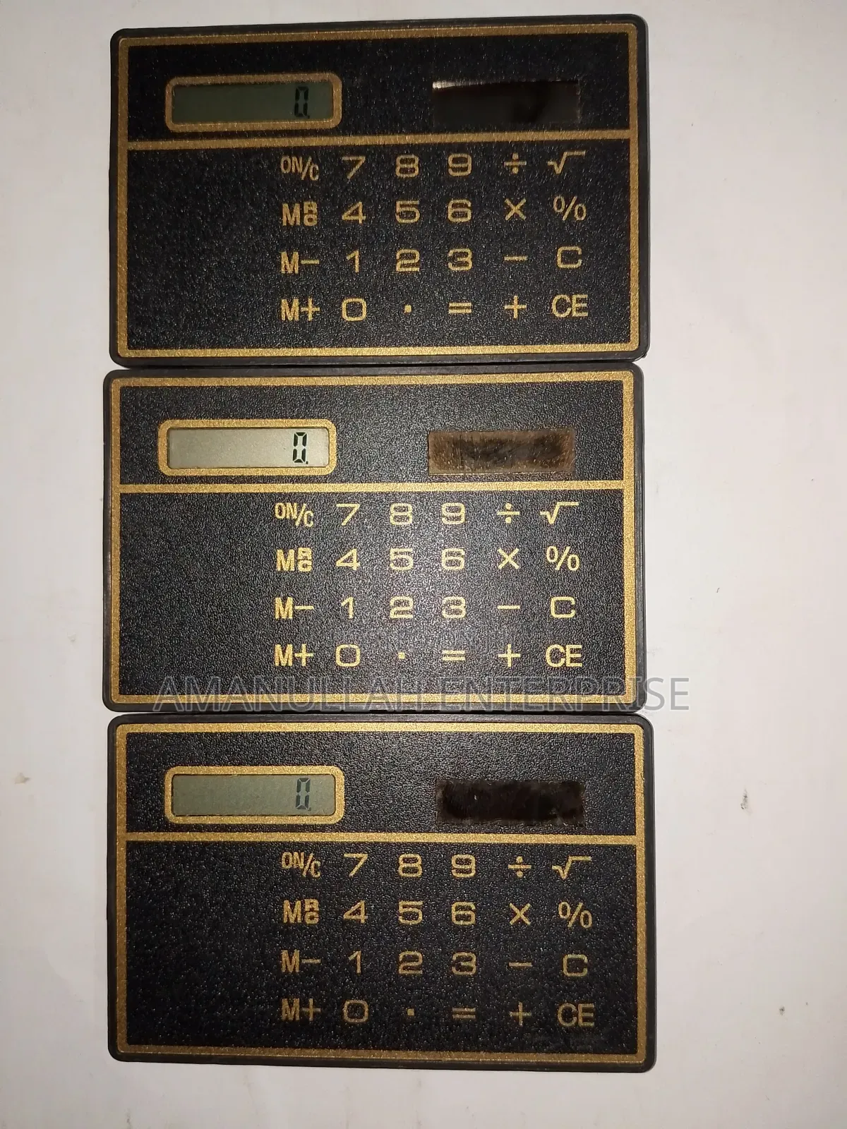 কার্ড ক্যালকুলেটর আল্ট্রা স্লিম।