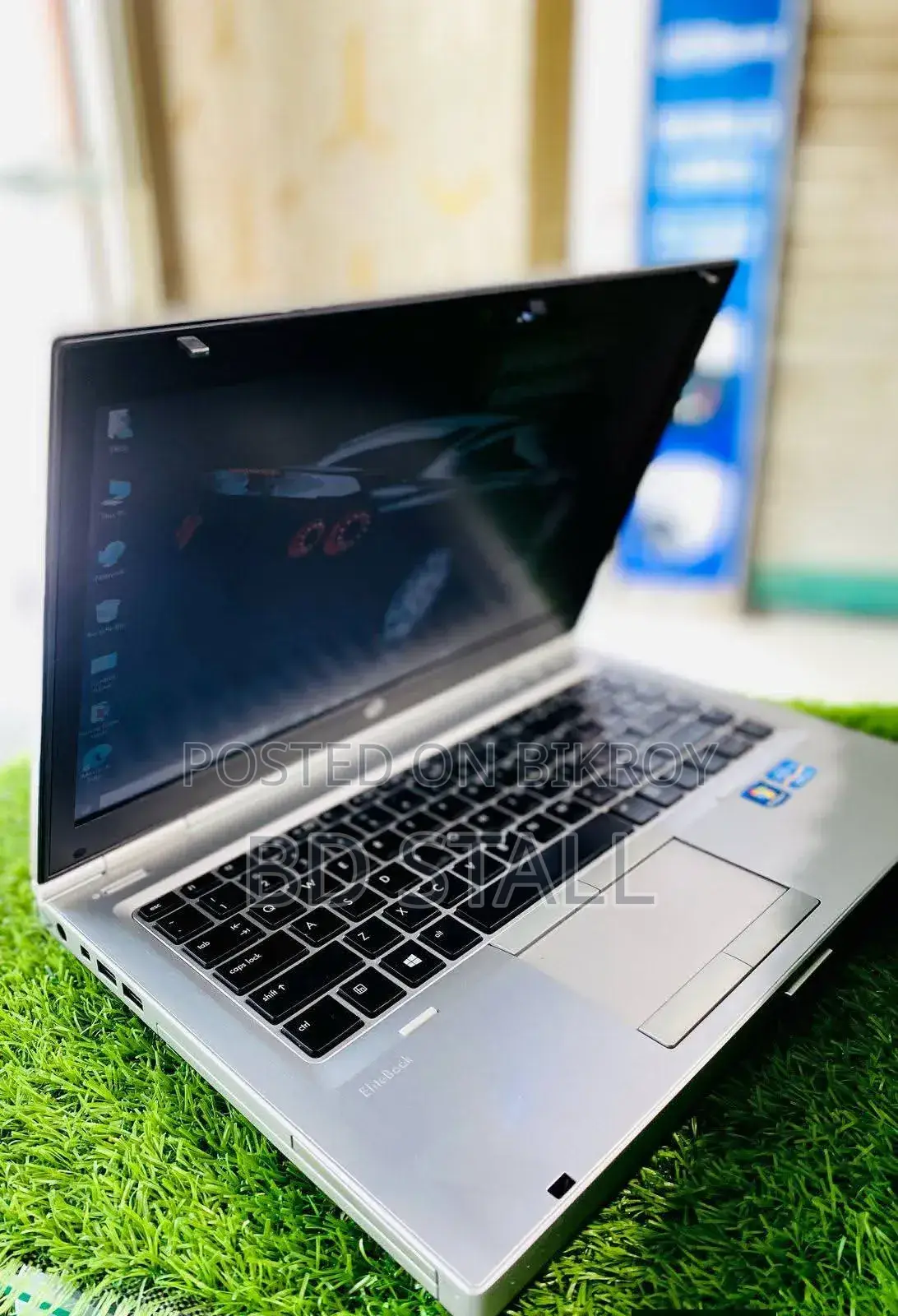 ল্যাপটপ HP EliteBook 8460P ৪জিবি Intel Core I3 এসএসডি ৭২জিবি