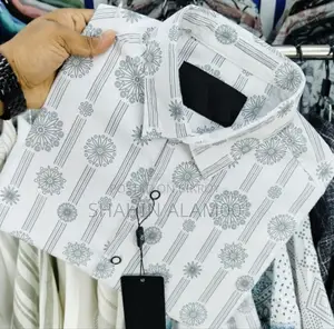 Luxury Popcorn Half Sleeve Print Shirt