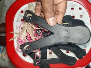 সস্তার গুলাই বা পাখি শিকার করার যন্ত্র যেকো ০৪ পিস