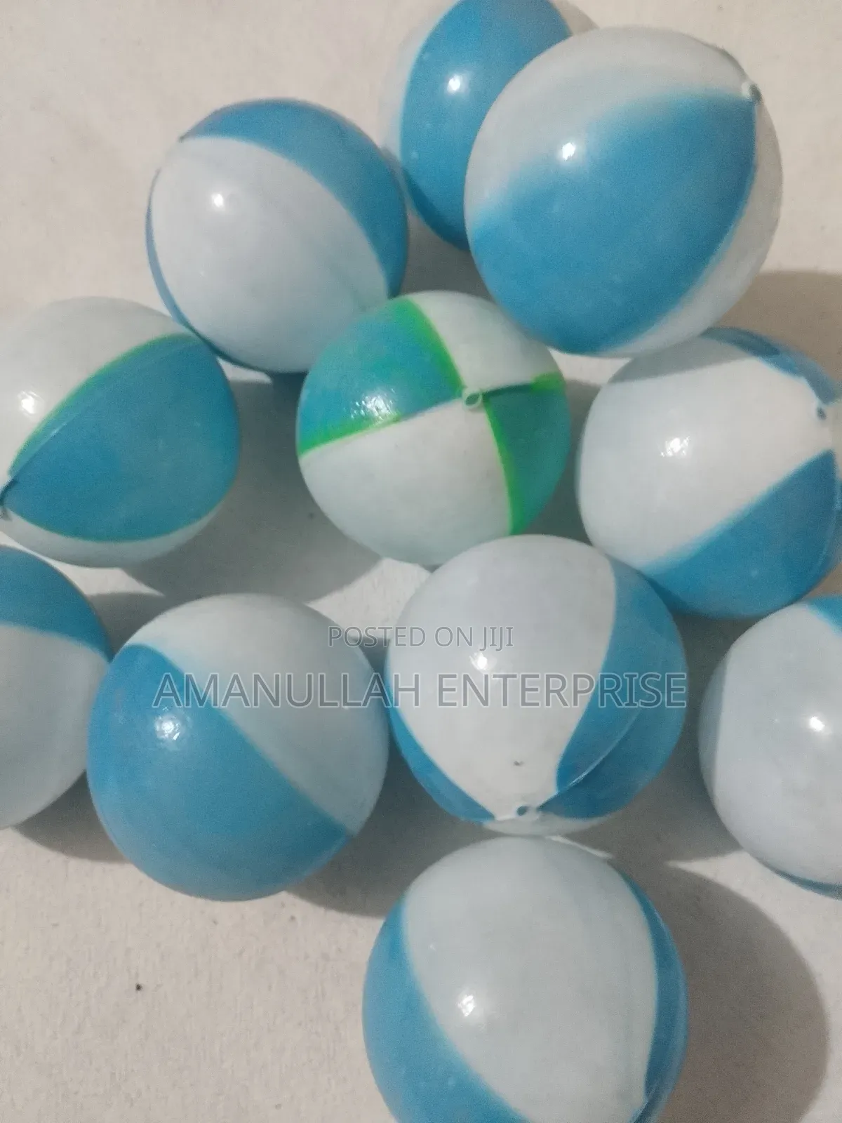Plastic Balls 07 PCS