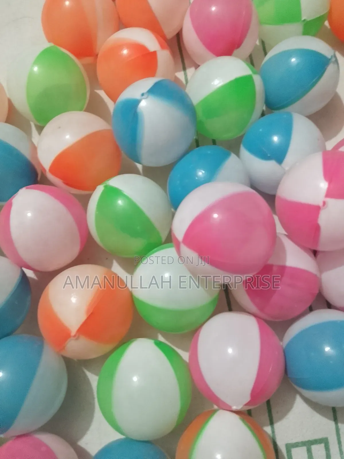 Plastic Balls 07 PCS