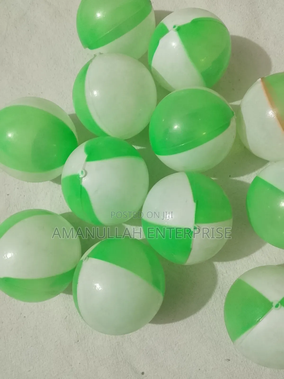 Plastic Balls 07 PCS