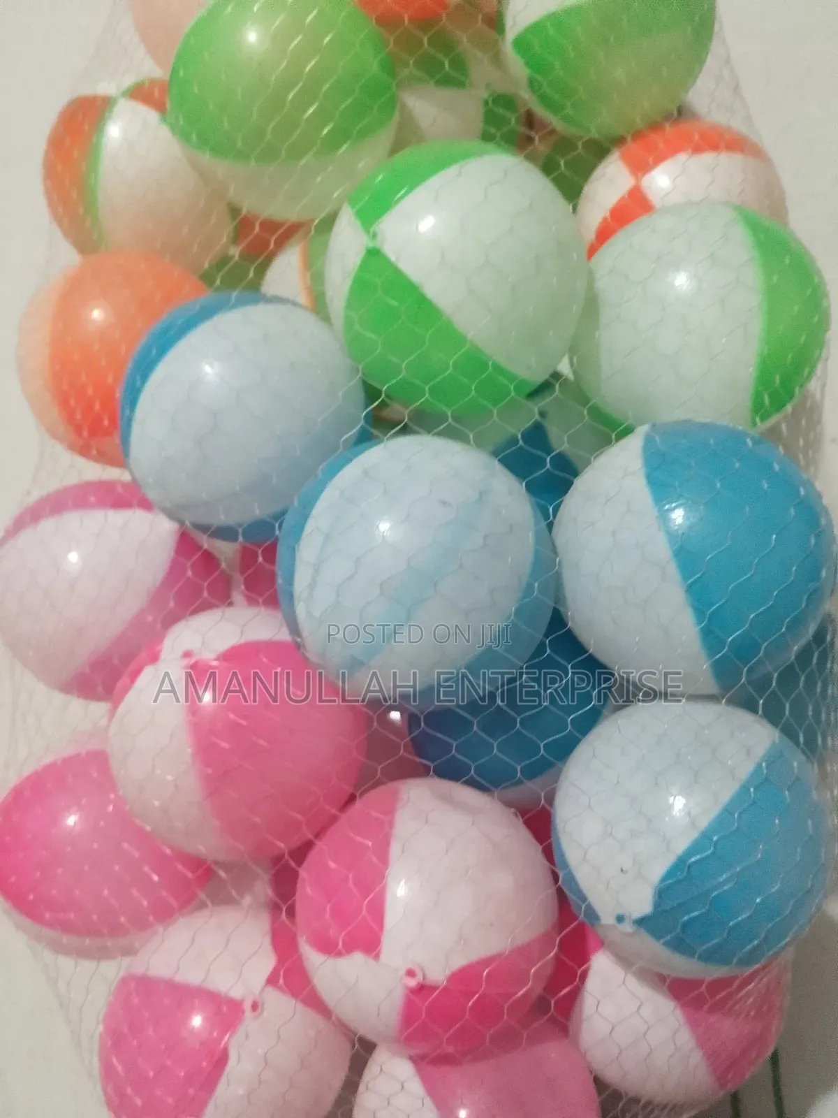 Plastic Balls 07 PCS