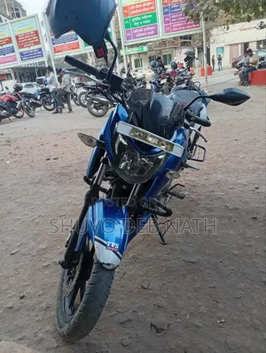 টিভিএস অ্যাপাচি ১৬০ ৪ভি ২০২০ ব্লু