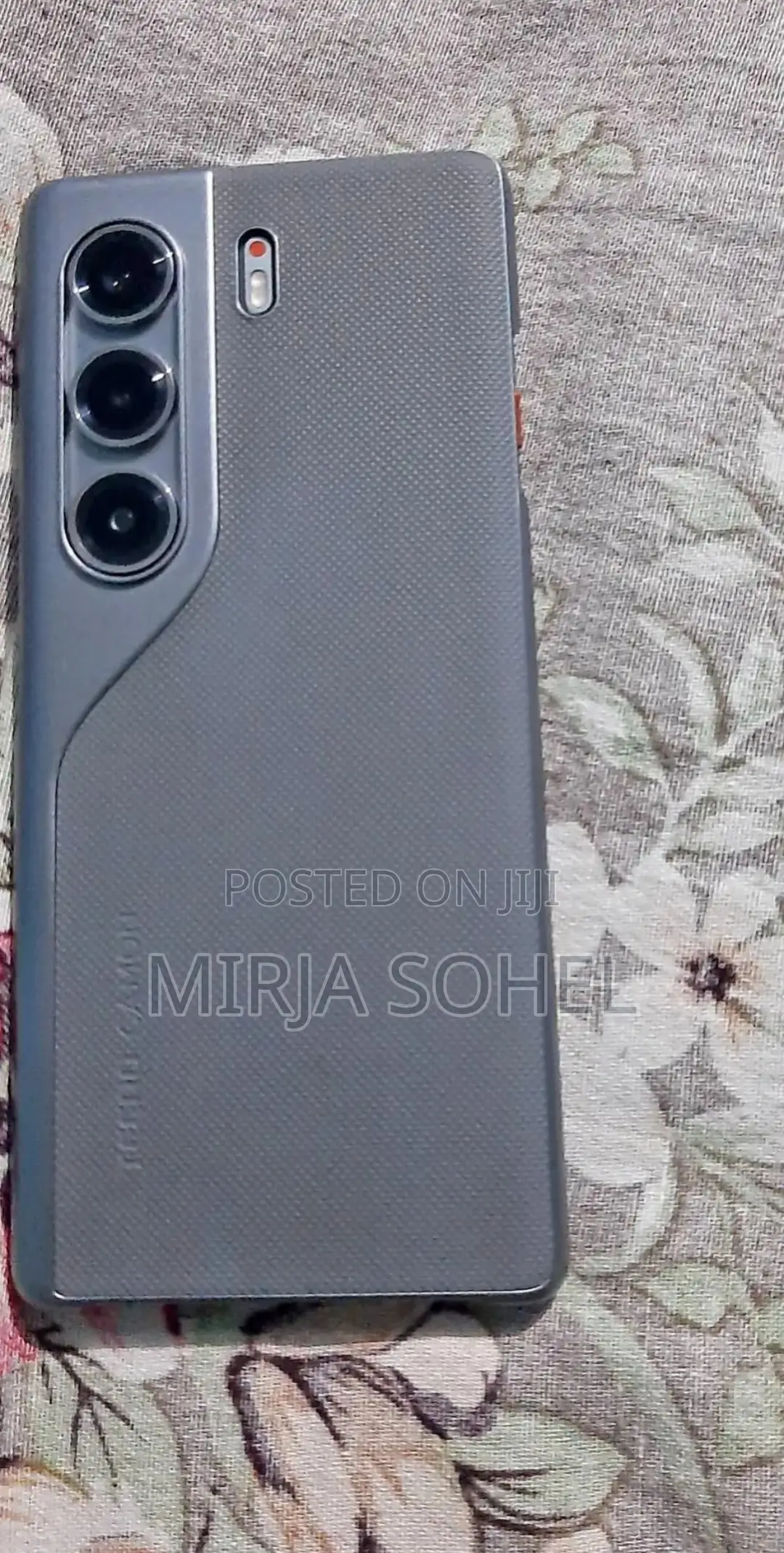 Tecno Camon 40 Pro 256 GB Silver