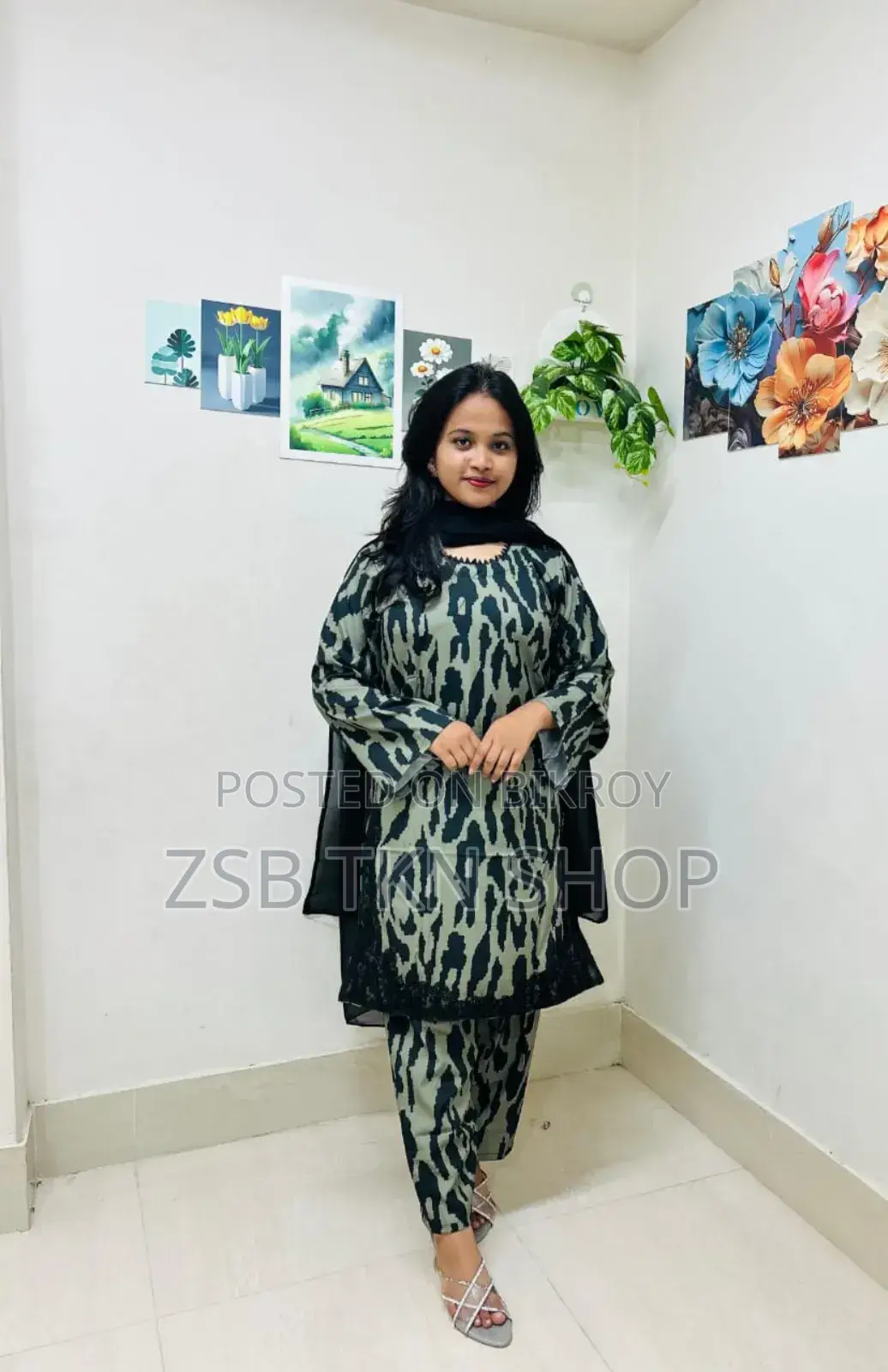 রেডিমেড থ্রি পিস