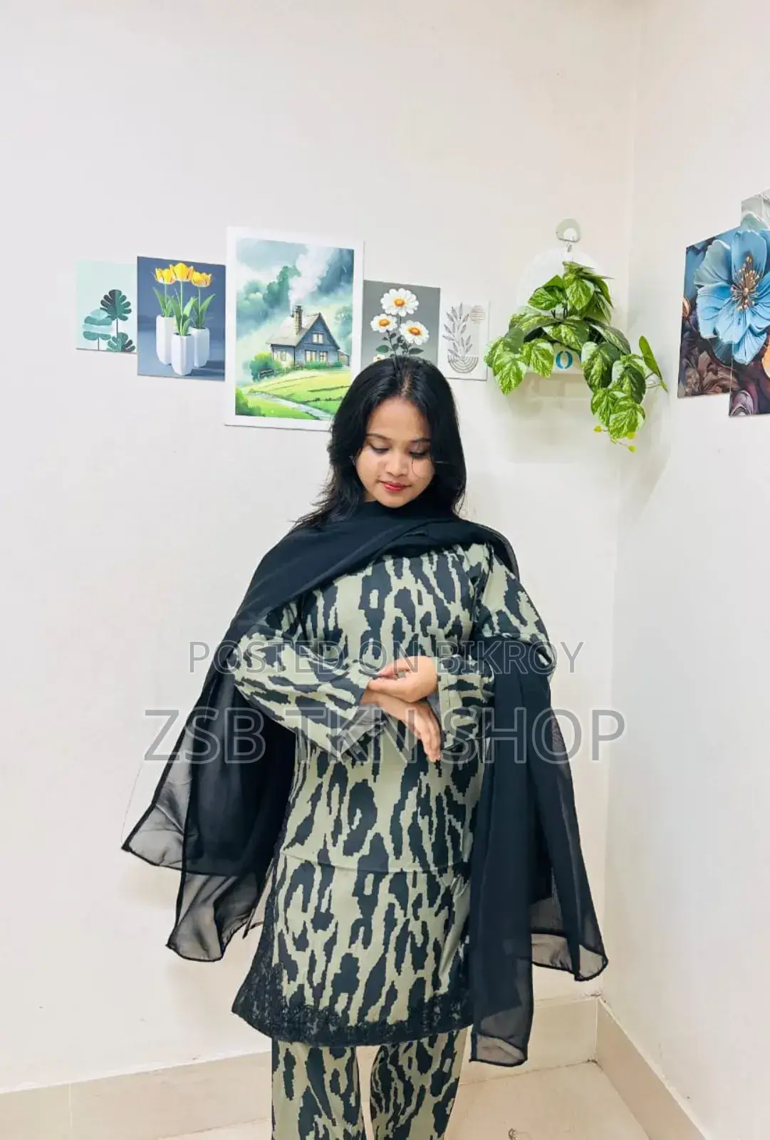 রেডিমেড থ্রি পিস