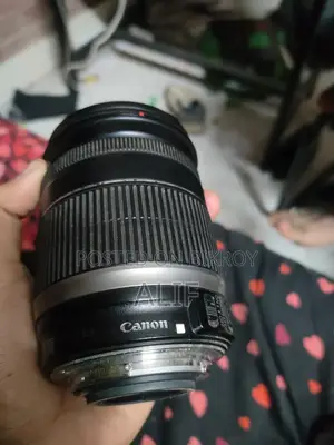 ক্যামেরা লেন্স