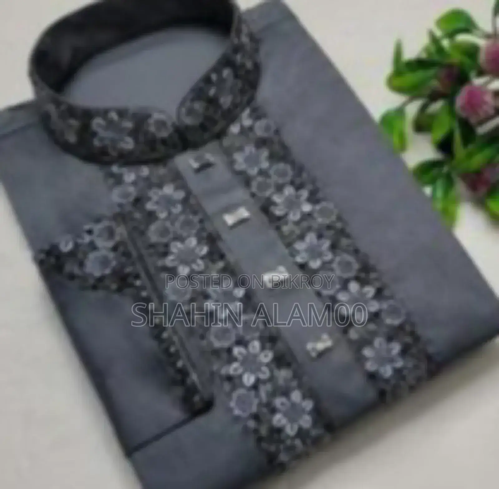 প্রিমিয়াম কট এমব্রয়ডারি পেলেন সাটন পাঞ্জাবি