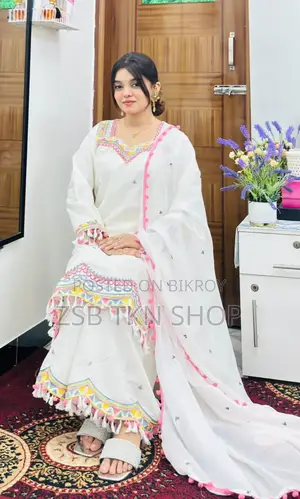 গারারা ড্রেস কালেকশন