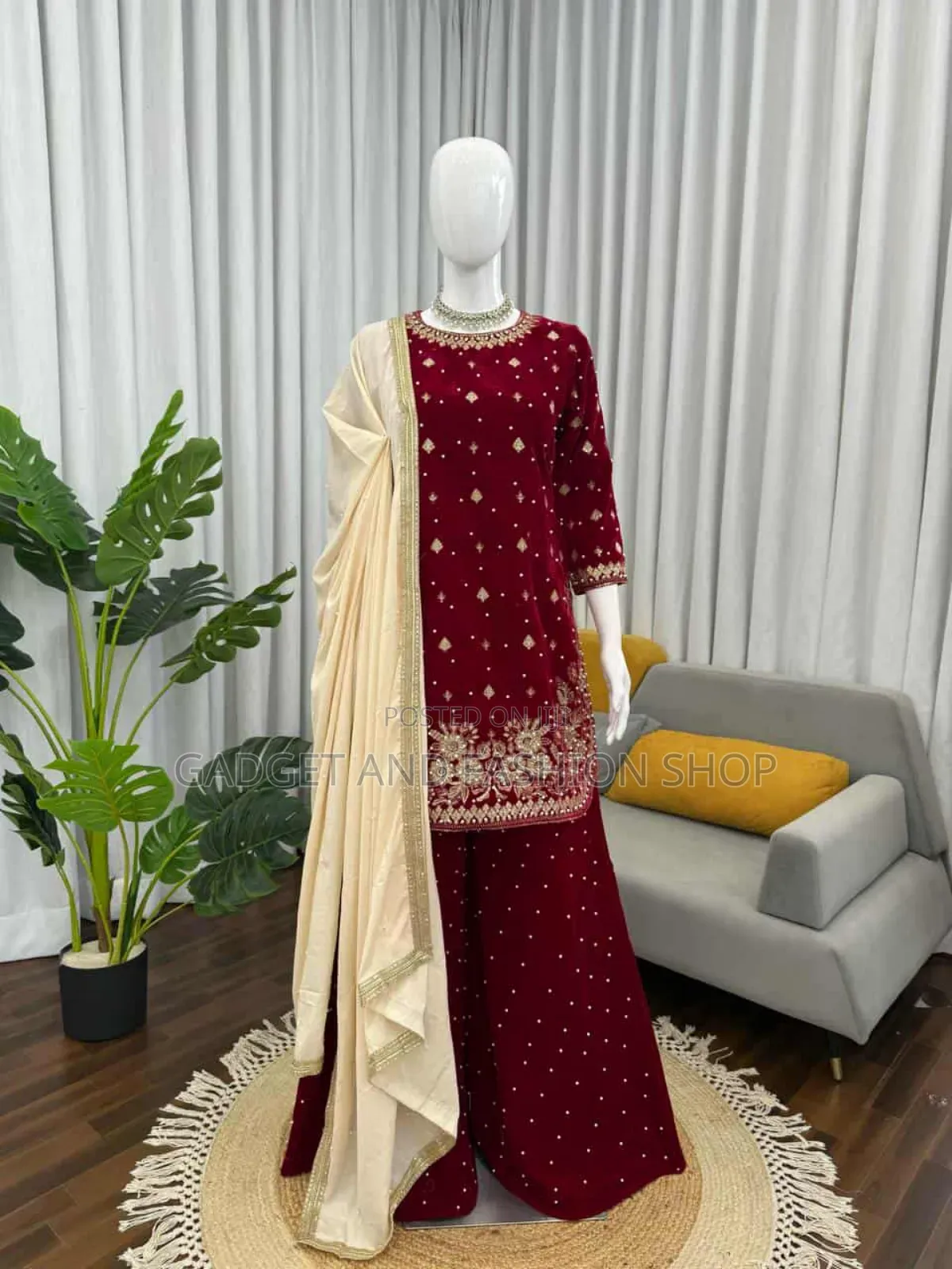 এক্সক্লুসিভ ইন্ডিয়ান গর্জিয়াস পার্টি ড্রেস কালেকশন