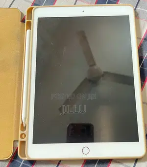 Apple iPad 10.2 (2021) 32 GB Pink