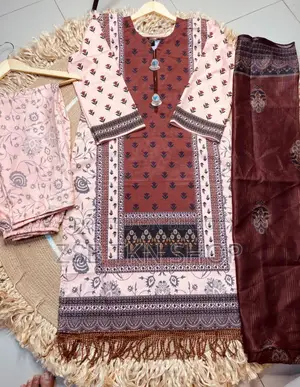 Digital Print Three Piece লেস ওয়ার্ক ডিজাইনের রেডিমেড থ্রি পিস