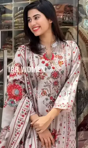Digital Print Three Piece লেস ওয়ার্ক ডিজাইনের রেডিমেড থ্রি পিস