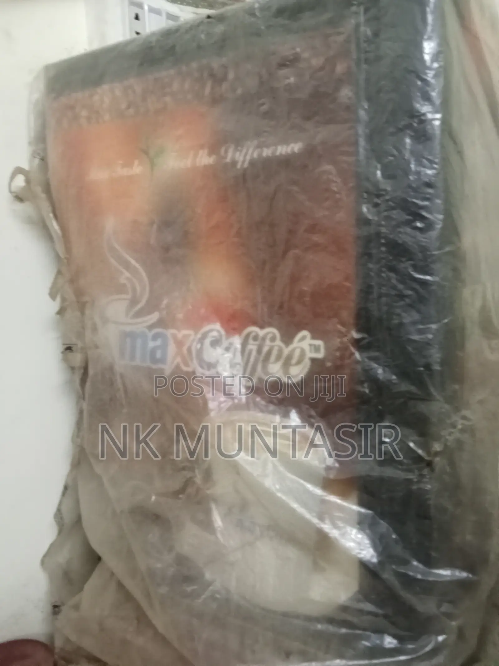 ম্যাক্স কফি ব্র্যান্ডের কফি মেশিন