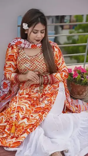 রেডিমেড নায়রা থ্রি -পিস