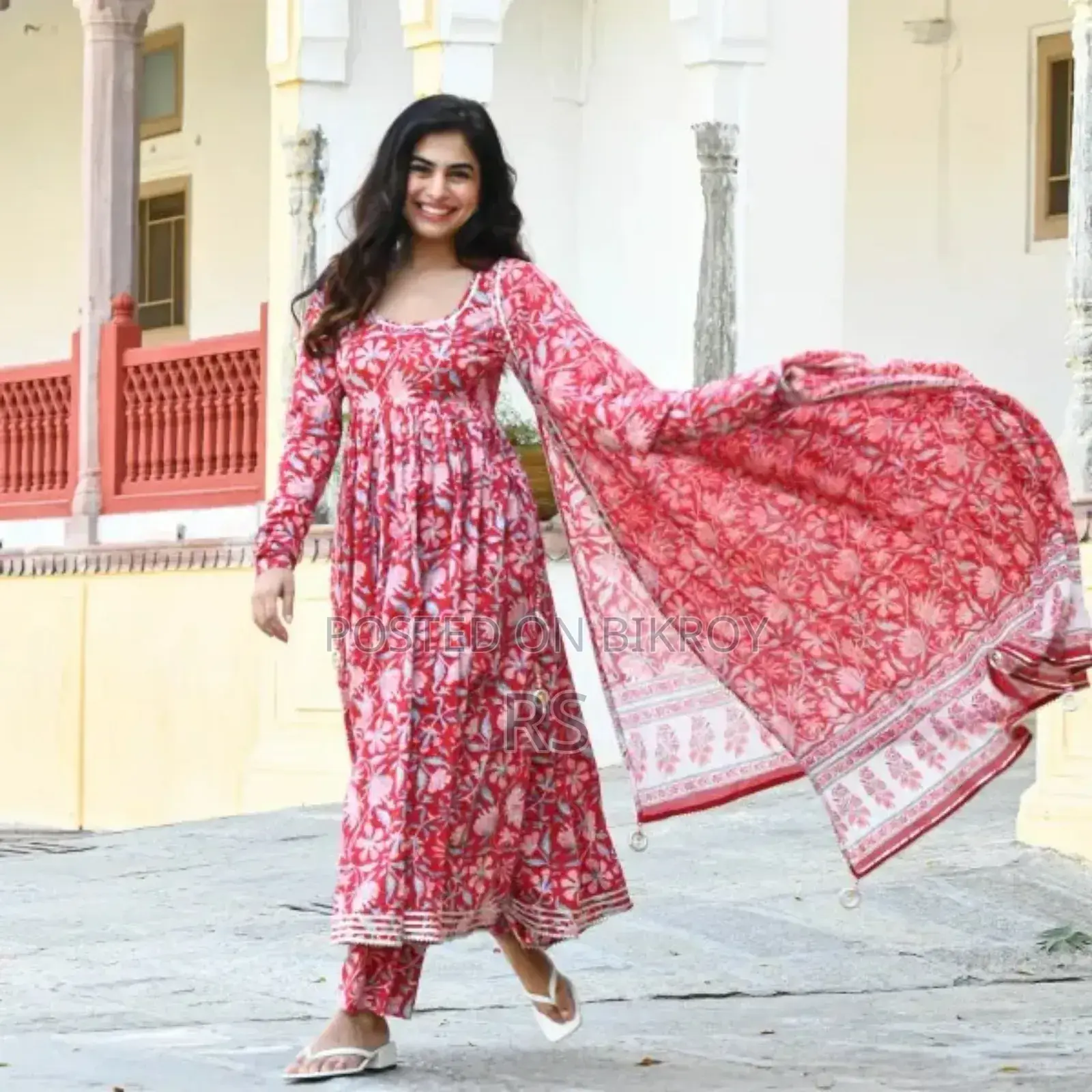 রেডিমেড নায়রা থ্রি -পিস