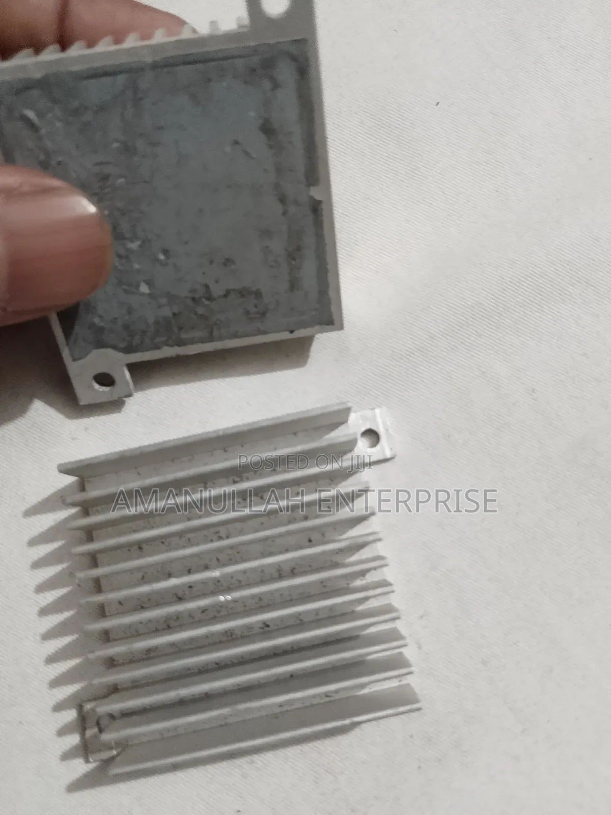 Aluminum Finned Heat Sink Cooler for Electronics | Buy Online (01 Pcs)