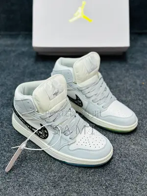 Nike Air Jordan 1 Retro High X Dior