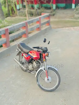 হোন্ডা ১৯৮৮ লাল