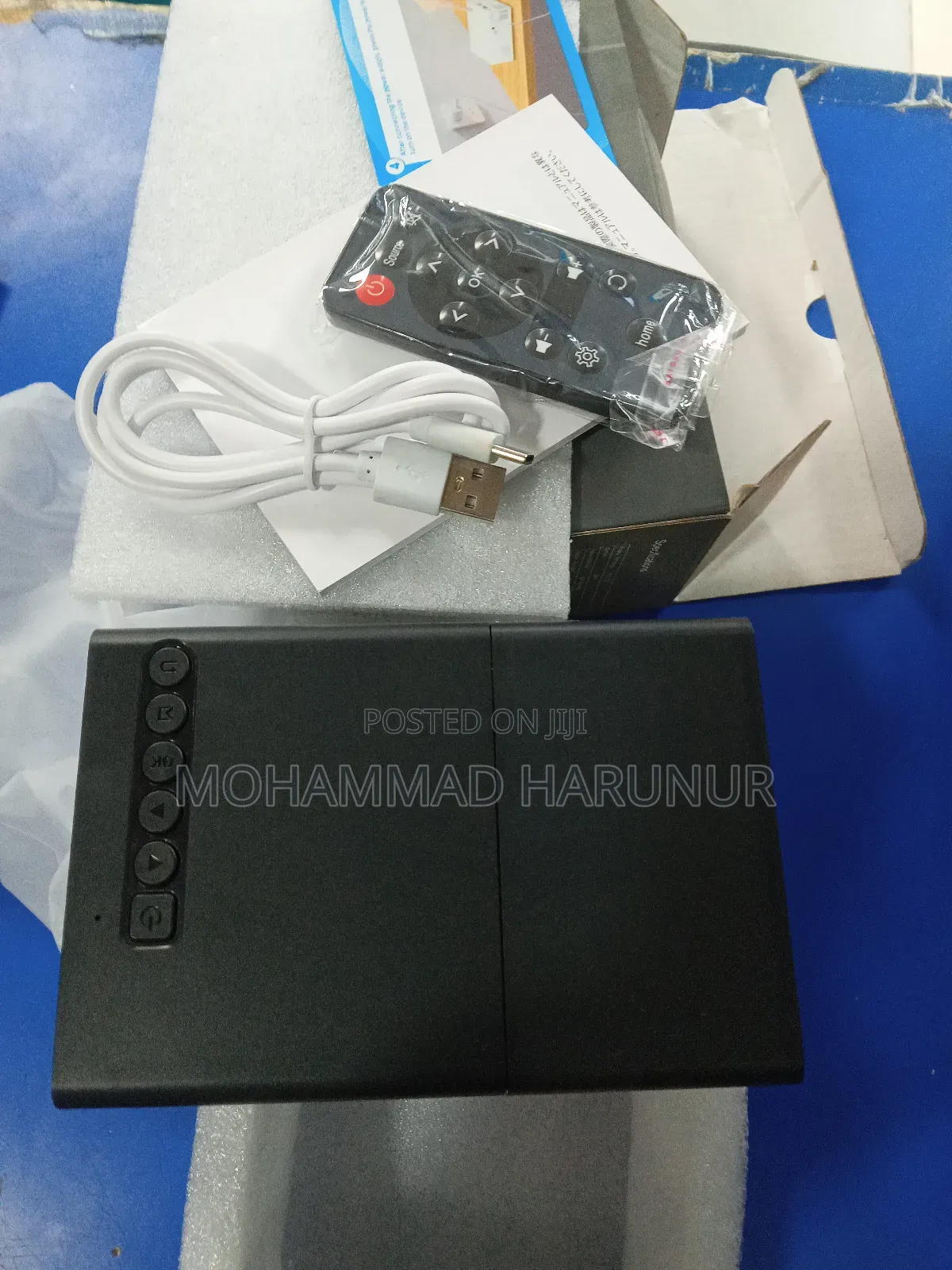 Mini Projector Yg300