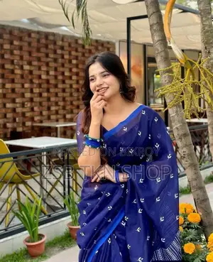 শাড়ির সাথে সম্পূর্ণ ম্যাচিং ব্লাউজ পিস সংযুক্ত থাকবে