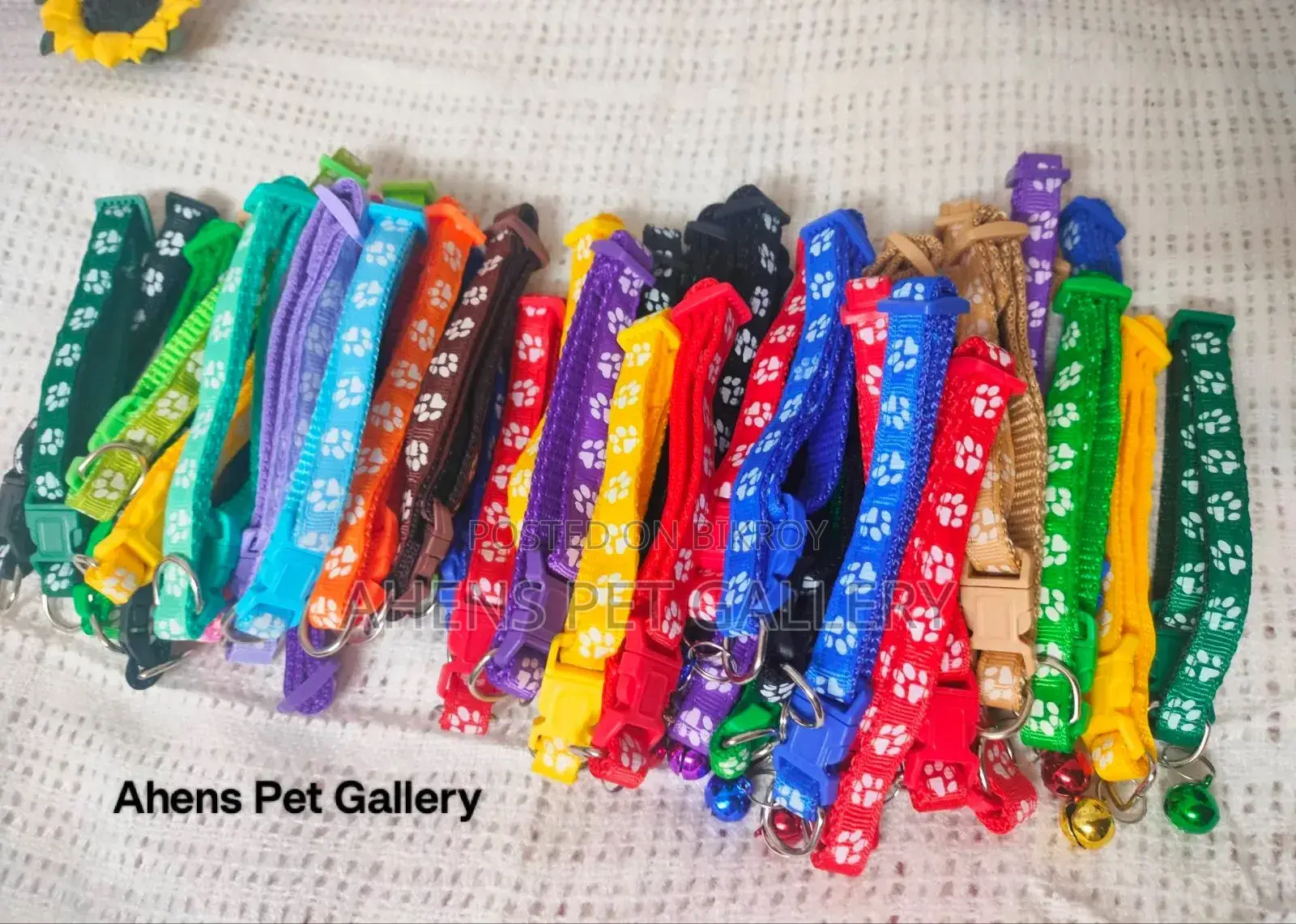 Adjustable Pet Paw Print Cat Collar With Bell