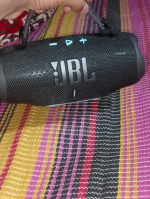 JBL Charge 6