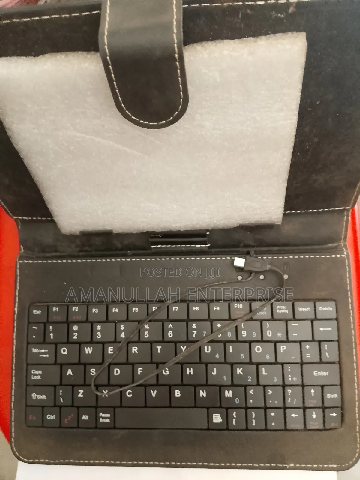 Universal 7" Tablet Keyboard Case | Micro Usb Wired Folio Cover