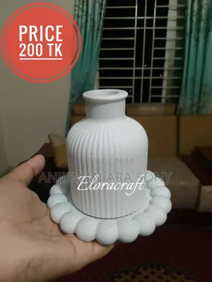 হোম ডেকোর ফুলদানি