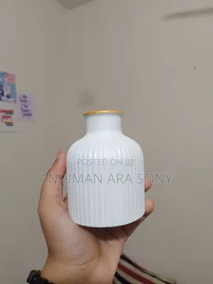 হোম ডেকোর ফুলদানি