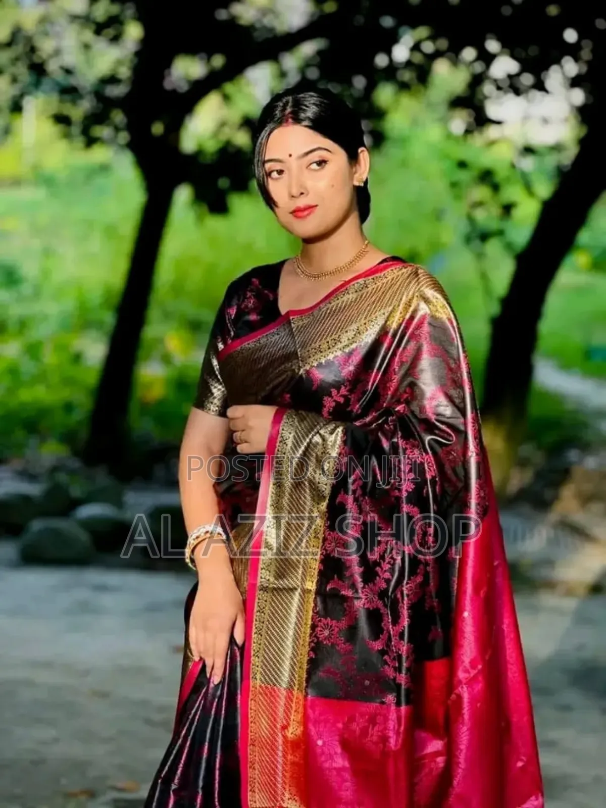 Benaroshi Katan Saree With Blause PCS