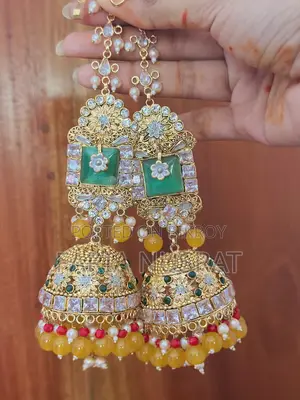 এক্সক্লুসিভ ঝুমকা