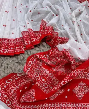 Boisakhi full saree features delicate and attractive Jamdani print design