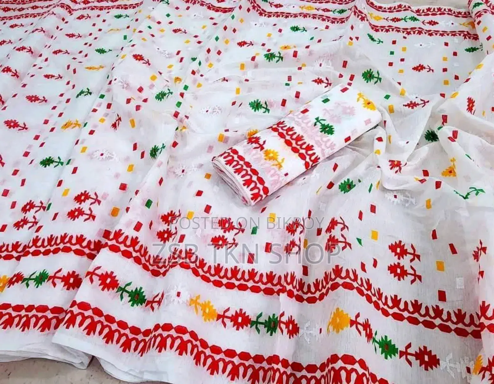 Boisakhi full saree features delicate and attractive Jamdani print design